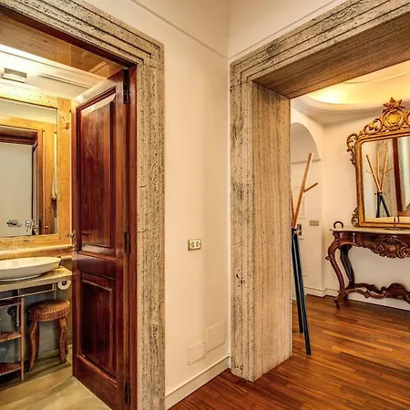 Spagna/trevi - Elegant And Refined شقة